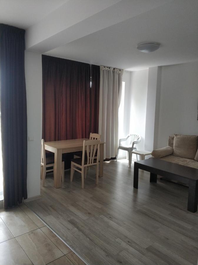 Zoleks Apartment Burgas Exterior foto